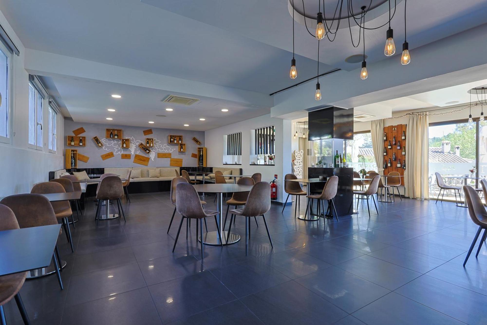 Hotel & Restaurant Perla Riviera Villeneuve-Loubet Zewnętrze zdjęcie