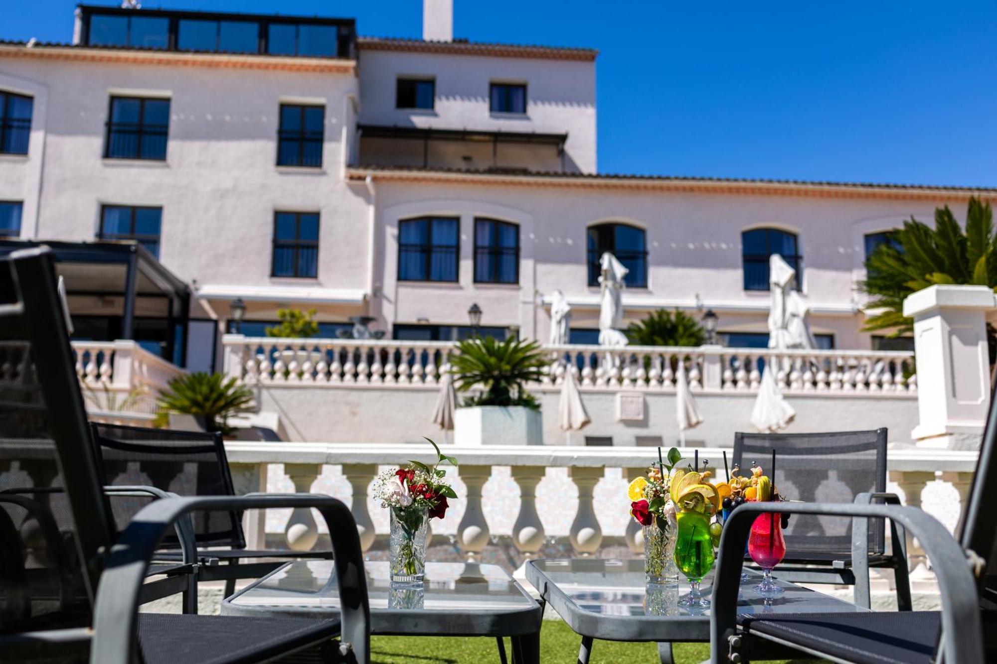 Hotel & Restaurant Perla Riviera Villeneuve-Loubet Zewnętrze zdjęcie