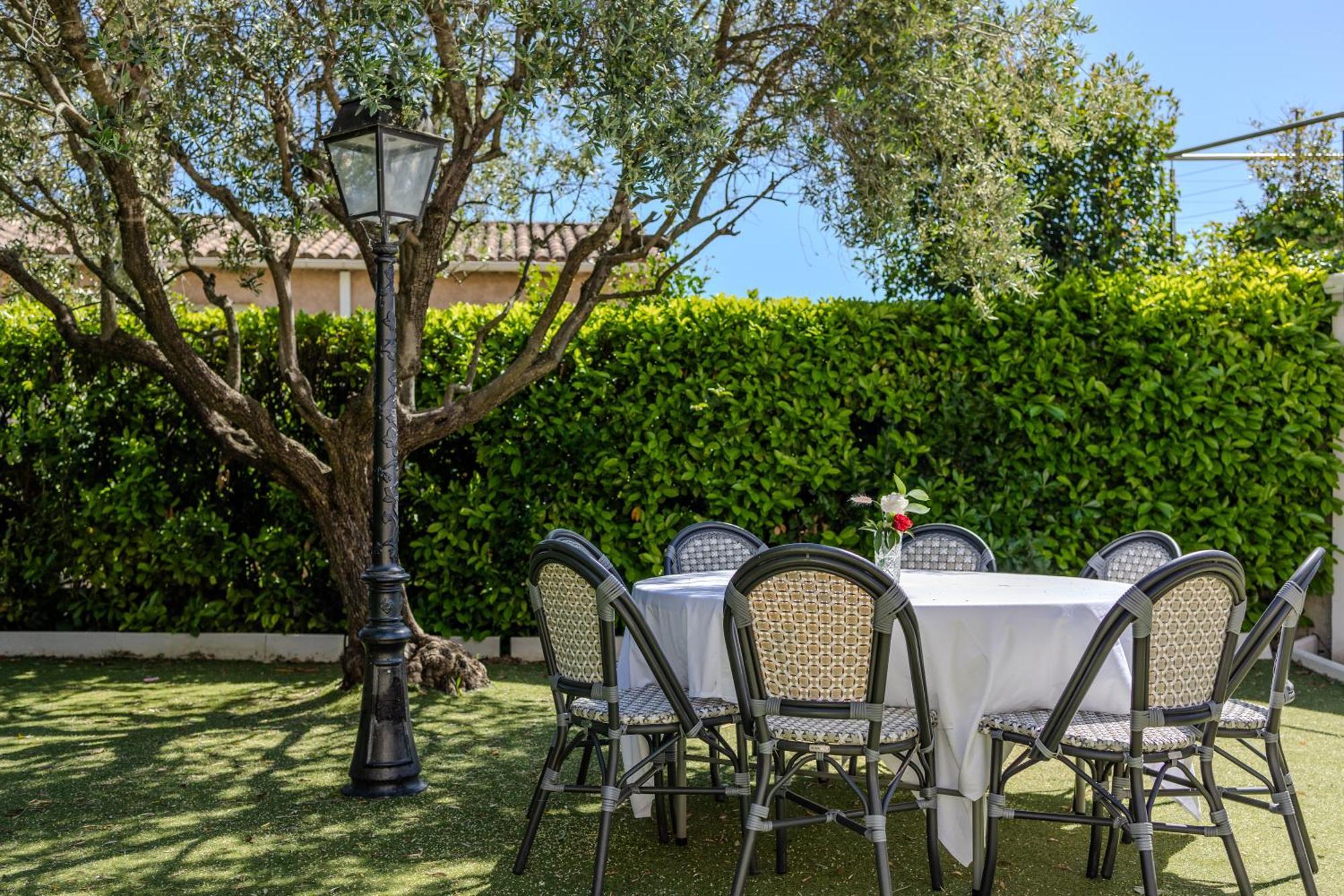 Hotel & Restaurant Perla Riviera Villeneuve-Loubet Zewnętrze zdjęcie